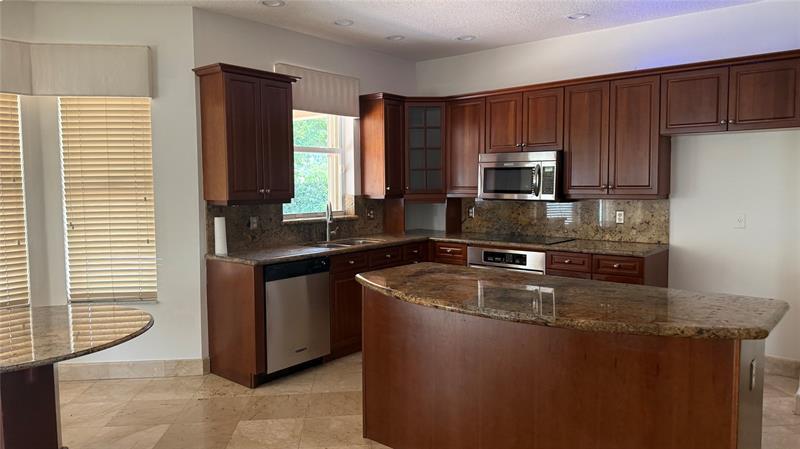 16848 SW 16th St in Pembroke Pines, FL - Building Photo
