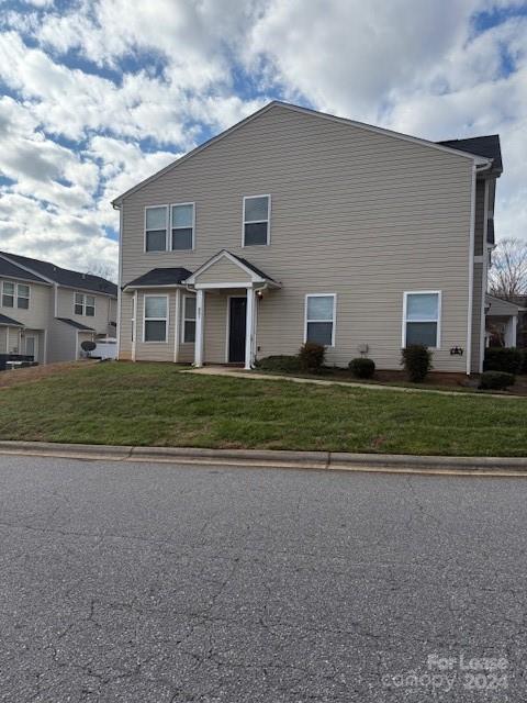 801 Ranchero St in Statesville, NC - Building Photo