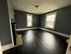 103 Dewey Ave in Newark, OH - Building Photo - Building Photo