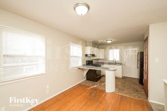 8308 E 35th Pl in Indianapolis, IN - Building Photo - Building Photo