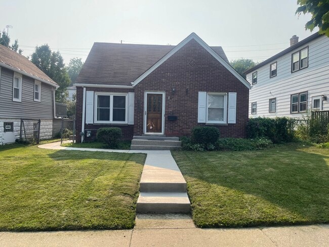 property at 641 S 67th St