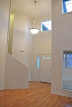 3157 29th Ct in Albany, OR - Building Photo - Building Photo