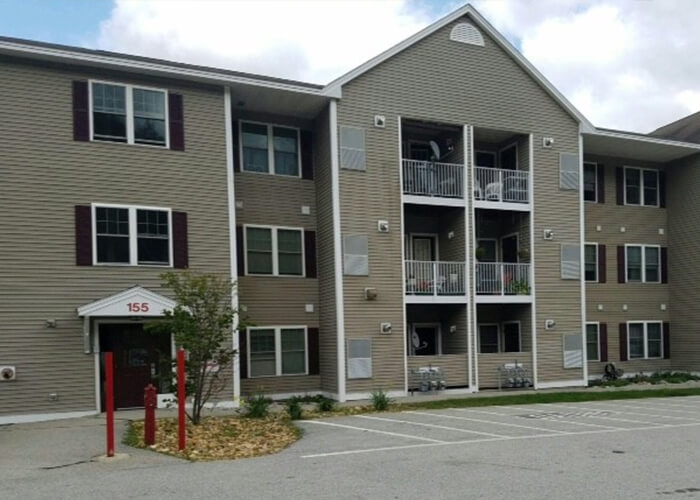 Piscataquog River Apartments in Manchester, NH - Building Photo