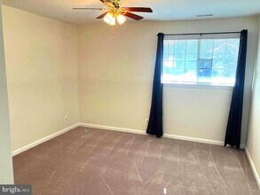 10713 Hampton Mill Terrace in North Bethesda, MD - Building Photo - Building Photo