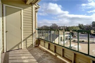 4115 Esters Rd in Irving, TX - Building Photo - Building Photo