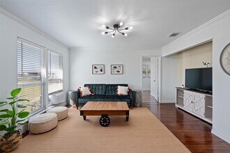 101 Private Rd 915 in Georgetown, TX - Building Photo - Building Photo