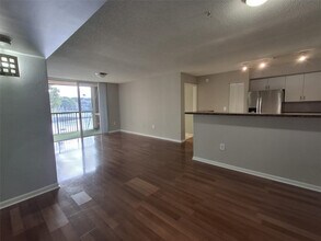 4836 State Rd in Pompano Beach, FL - Building Photo - Building Photo