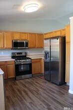 17450 Crystal Canyon Blvd in Reno, NV - Building Photo - Building Photo