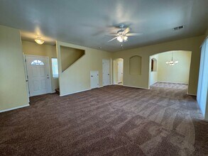 6619 W Desert Hills Dr in Glendale, AZ - Building Photo - Building Photo