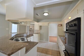 15927 Tumbling Rapids Dr in Houston, TX - Building Photo - Building Photo