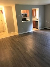 Oak Gardens Apartments in Doylestown, PA - Building Photo - Building Photo