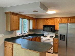 4 Still Pond Way in West Henrietta, NY - Building Photo - Building Photo