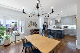 1353 17th Ave in San Francisco, CA - Building Photo - Building Photo