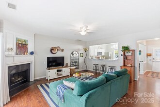 6728 Rothchild Dr in Charlotte, NC - Building Photo - Building Photo