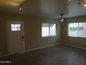 502 E Willetta St in Phoenix, AZ - Building Photo - Building Photo