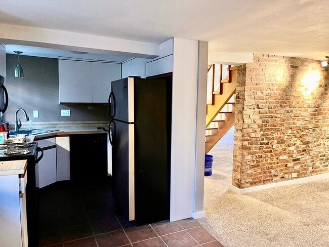 property at 53 Bleecker St