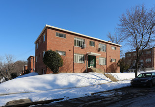 4341 1st St NE in Washington, DC - Foto de edificio - Building Photo