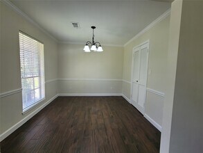 9322 Fairdale Ln in Houston, TX - Building Photo - Building Photo