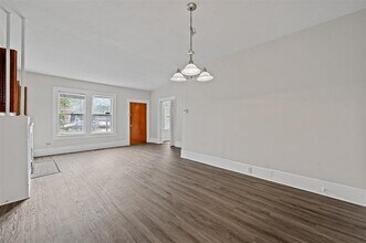 520 Brooks Ave in Dallas, TX - Building Photo - Building Photo