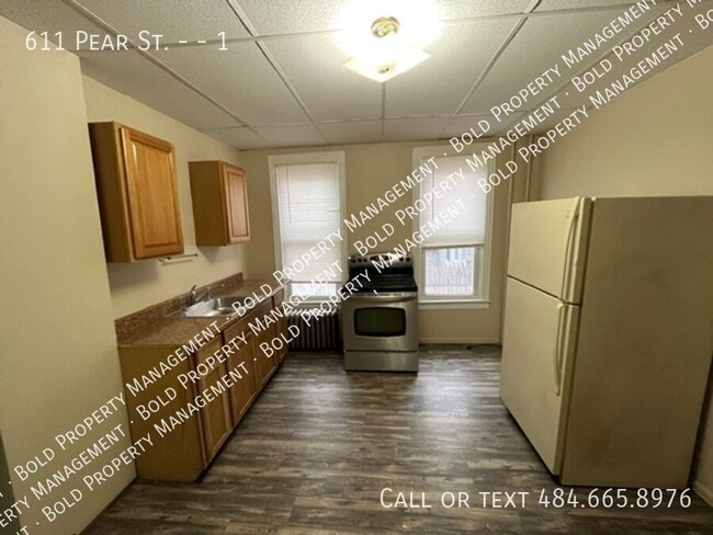 611 Pear St in Reading, PA - Building Photo - Building Photo