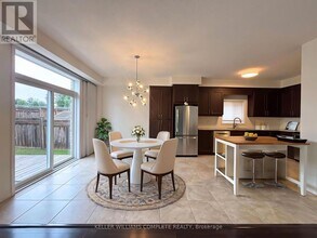 23 Irongate Dr in Brant, ON - Building Photo - Building Photo