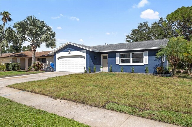 5901 Denver St NE in St. Petersburg, FL - Building Photo - Building Photo