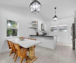 1100 El Rado St in Coral Gables, FL - Building Photo - Building Photo