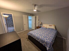 3204 Menchaca Rd, Unit 604 in Austin, TX - Building Photo
