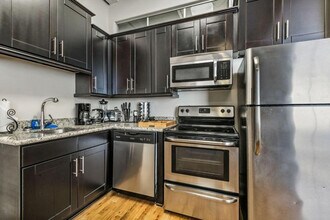 201 Magazine St in New Orleans, LA - Building Photo - Building Photo
