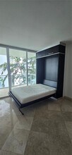 218 SE 14th St in Miami, FL - Building Photo - Building Photo