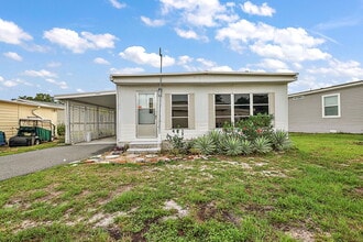 123 Camellia Dr in Leesburg, FL - Building Photo - Building Photo