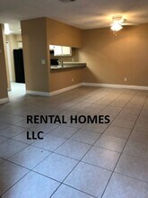 1050 Sophie Blvd in Orlando, FL - Building Photo - Building Photo
