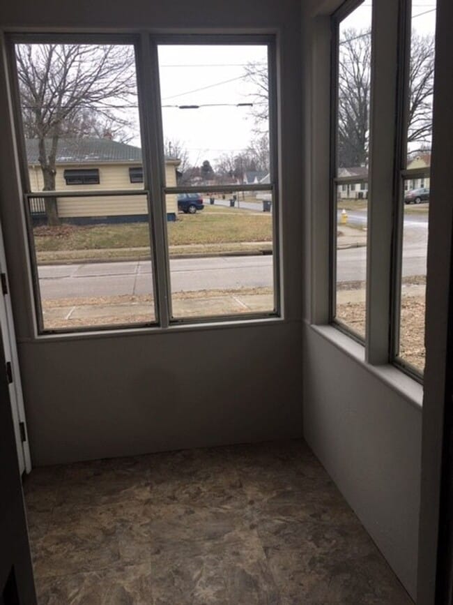 1320 Inman St in Akron, OH - Building Photo - Building Photo