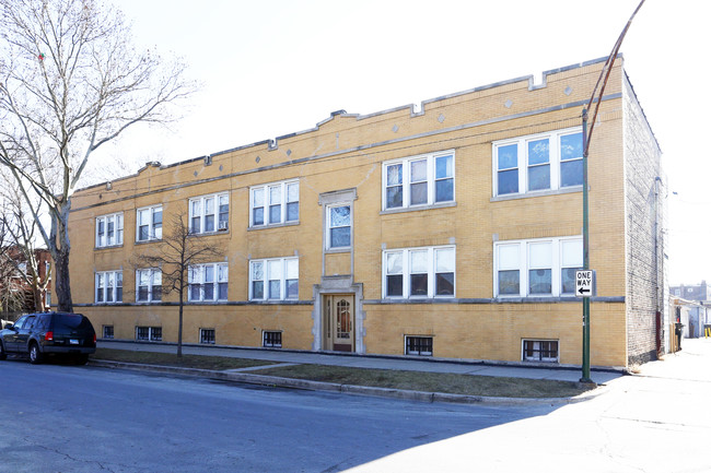 5800 S Troy St in Chicago, IL - Foto de edificio - Building Photo