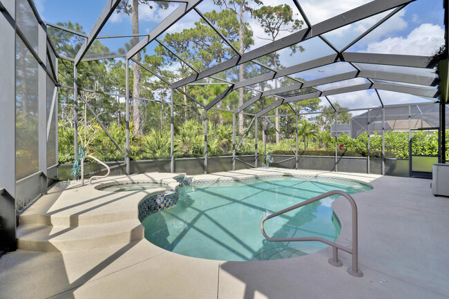 7121 Maidstone Dr in Port St. Lucie, FL - Building Photo - Building Photo