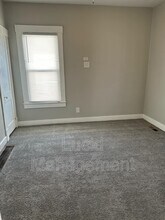 906 Burton Ave in Louisville, KY - Building Photo - Building Photo