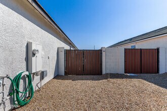 24047 W Mohave St in Buckeye, AZ - Building Photo - Building Photo
