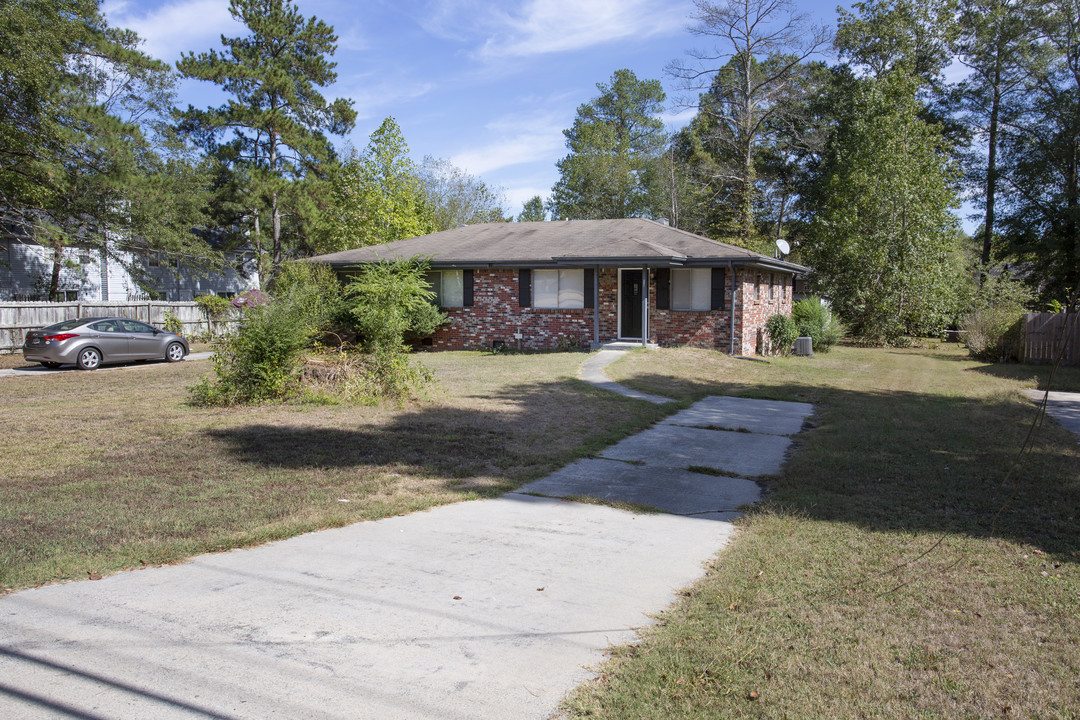 3701 Hopkins Rd in Powder Springs, GA - Building Photo