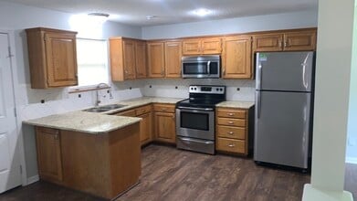 509 Kenneth Ln in Belton, MO - Building Photo - Building Photo