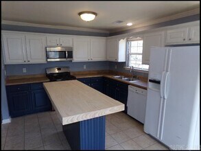 2820 Falcon Ct in Benton, AR - Building Photo - Building Photo