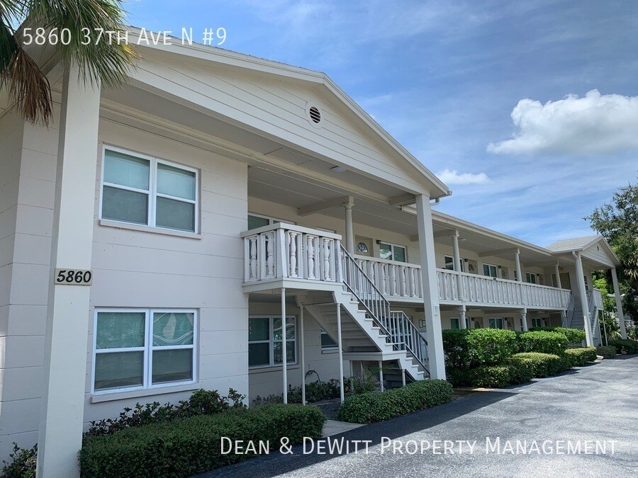 5860 37th Ave N in St. Petersburg, FL - Building Photo