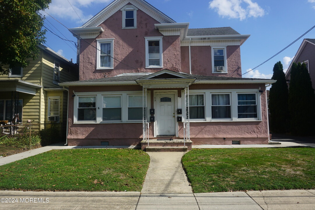 63 Norwood Ave in Long Branch, NJ - Building Photo