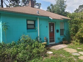 4118 Windemere Pl in Sarasota, FL - Building Photo