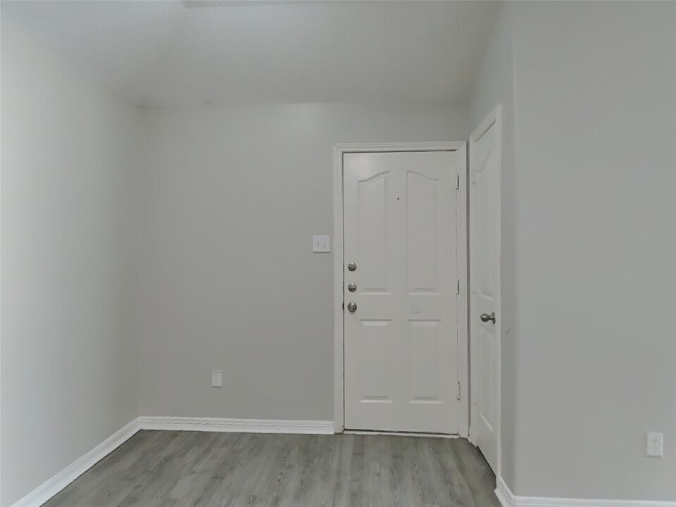 24307 Hard Wood Dr in Huffman, TX - Foto de edificio