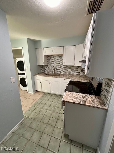 property at 4905 Viceroy Ct