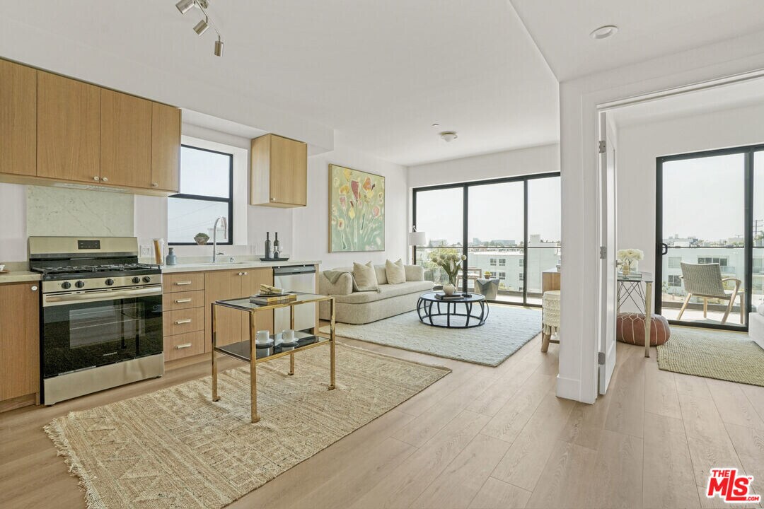 1822 Overland Ave in Los Angeles, CA - Building Photo