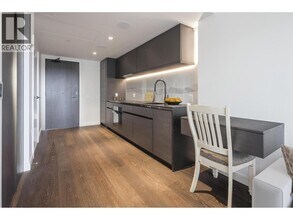 620 Cardero St in Vancouver, BC - Building Photo - Building Photo