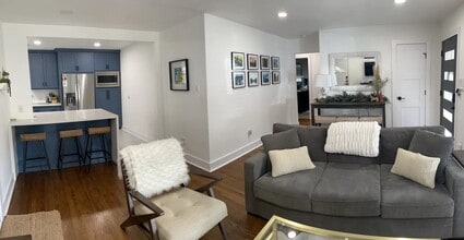 2310 Hialeah Dr in Houston, TX - Building Photo - Building Photo