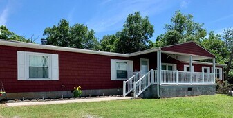 1006 Pleasure Rd in Sevierville, TN - Building Photo