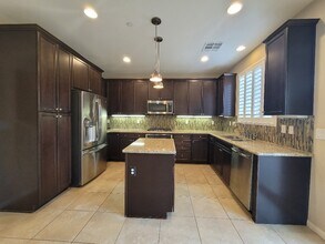 1430 Ozzie Smith Ave in Henderson, NV - Building Photo - Building Photo